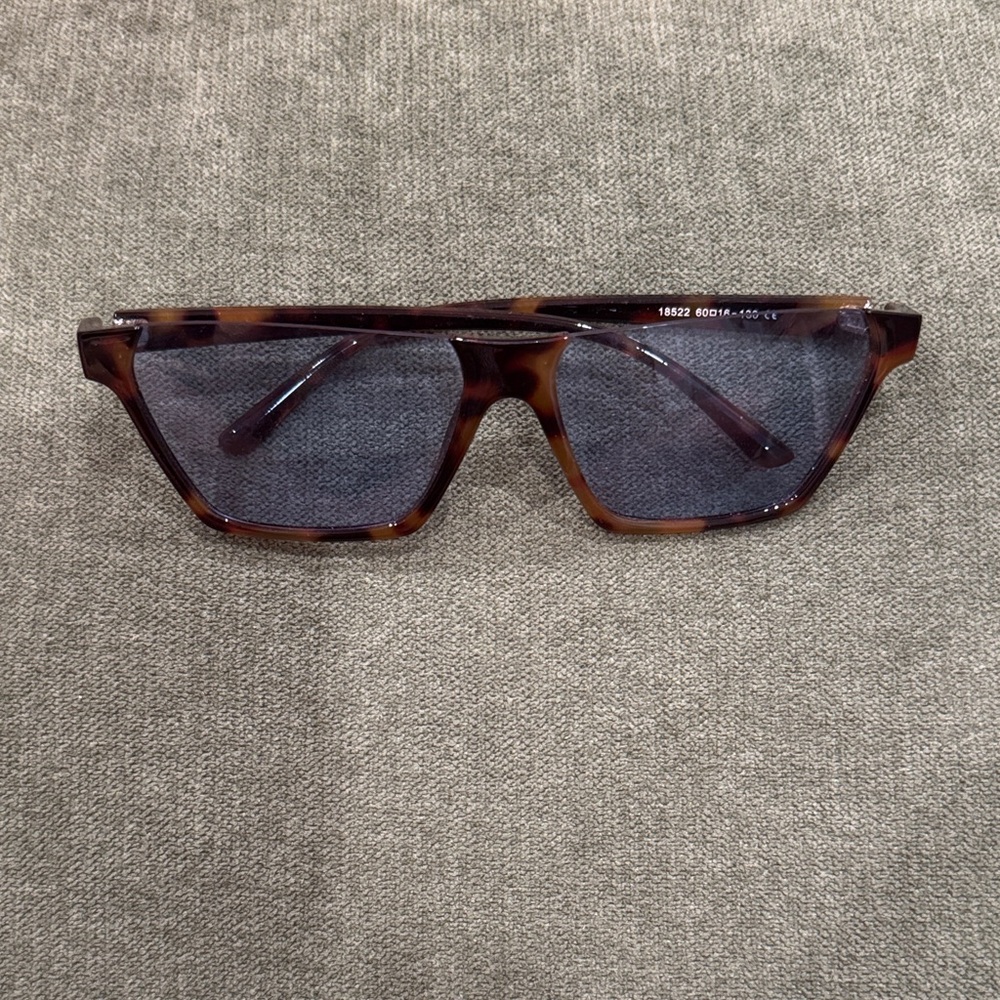 Classic Tortoise Shell Square Glasses